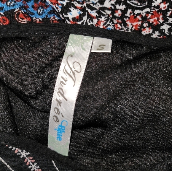 Andree Tunic Dress Small Long Sleeve Tassels Keyhole Neckline Boho Festival - Picture 6 of 7